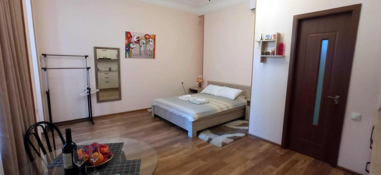 La Maison #7 Tbilisi Eksteriør bilde